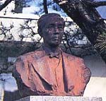佐野常民胸像