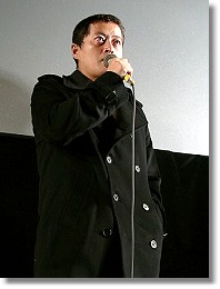 陣内孝則監督